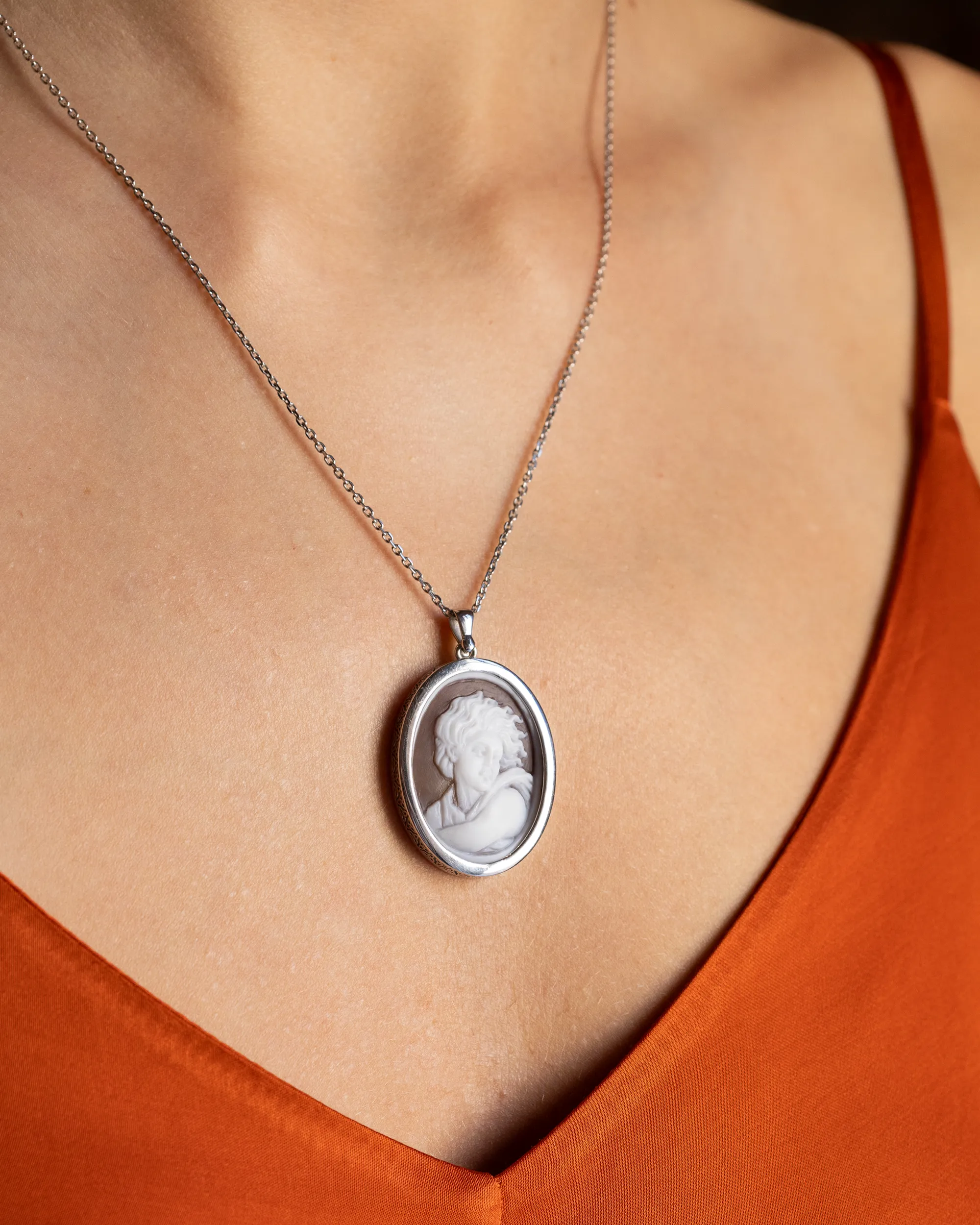 collana-angelo-del-paradiso-galvanica-rodio-1